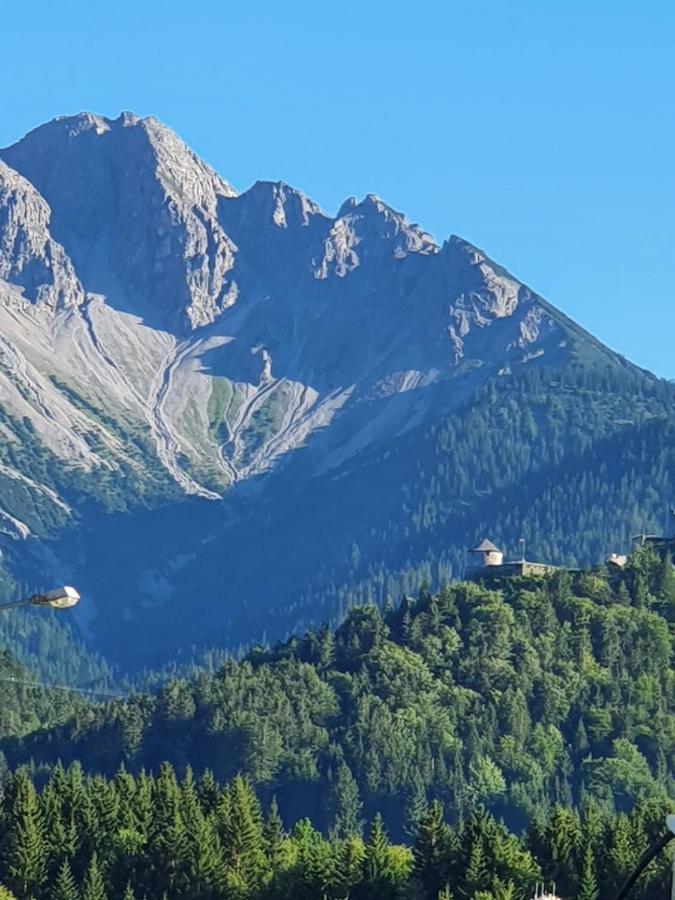 Ferienwohnung Tiroler Auszeit & Whirlpool Höfen Buitenkant foto