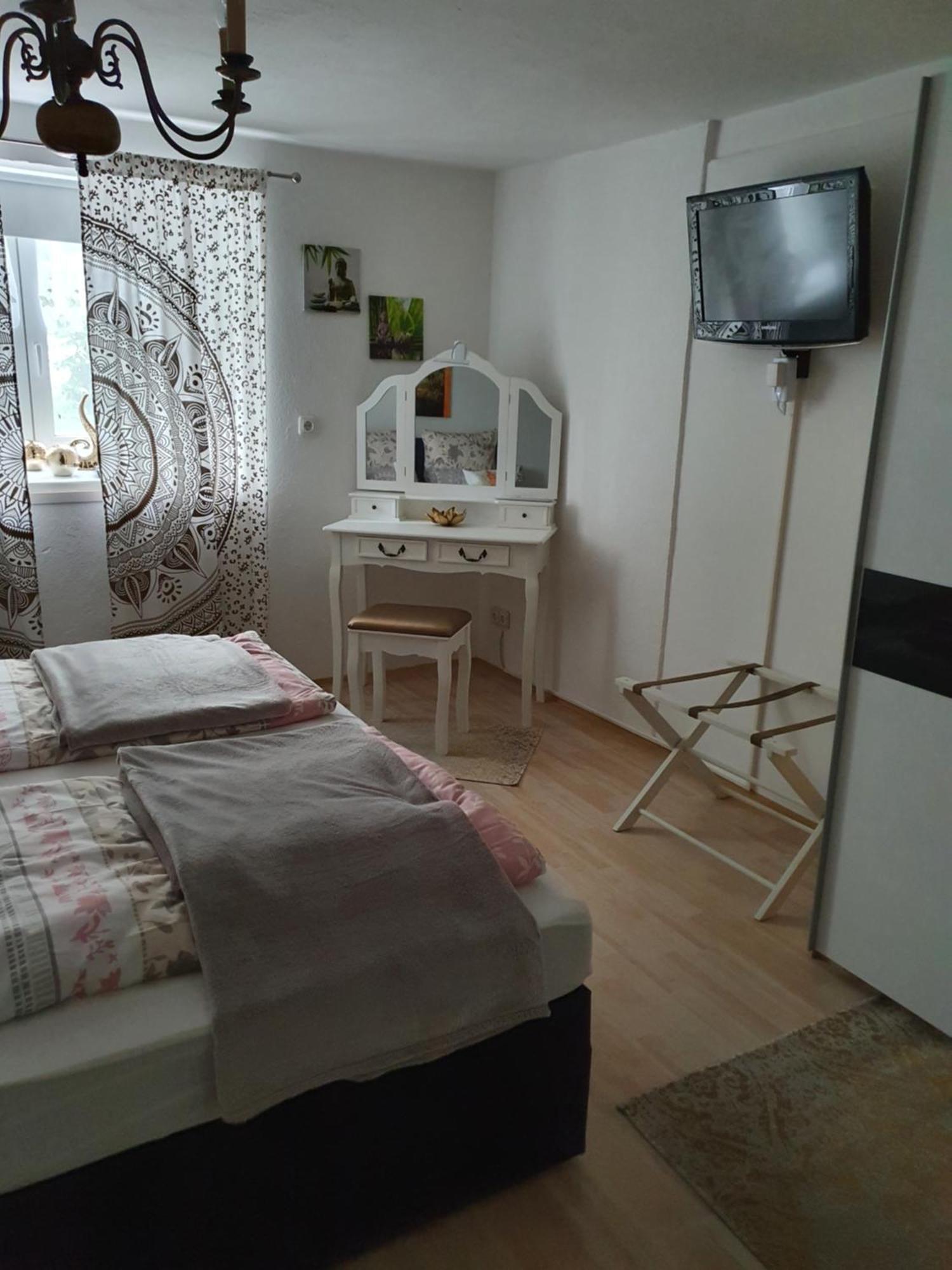 Ferienwohnung Tiroler Auszeit & Whirlpool Höfen Buitenkant foto